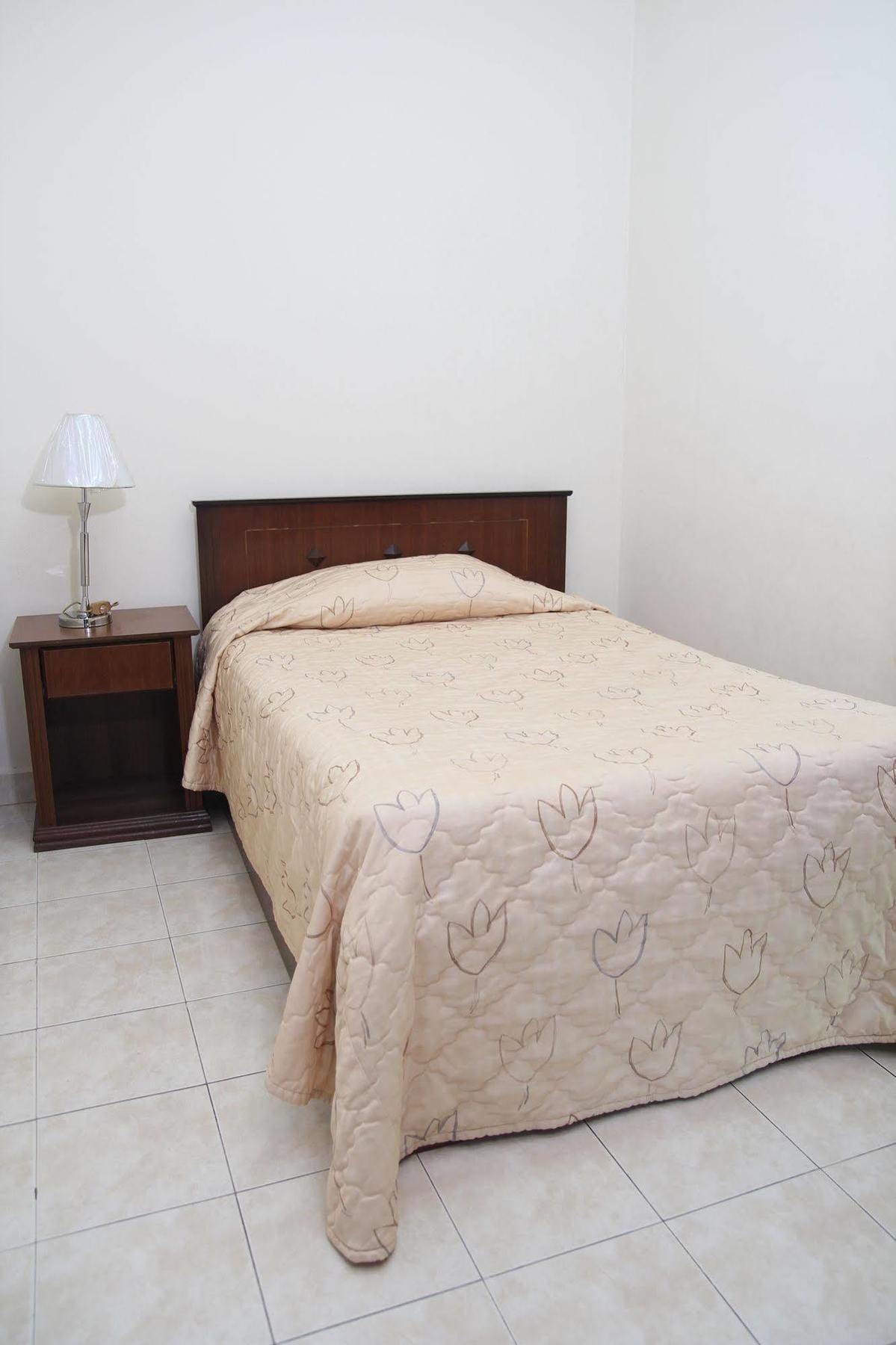 Suria Service Apartment-Hotel Bukit Merah Zewnętrze zdjęcie